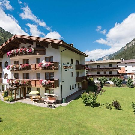 Hotel Garni Romantika Санкт-Леонгард-ім-Пітцталь Екстер'єр фото