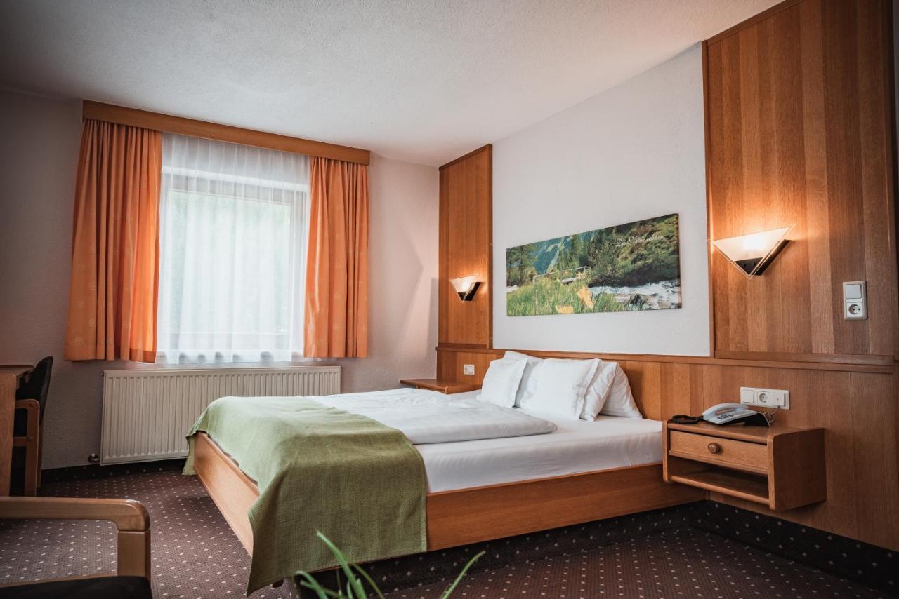 Hotel Garni Romantika Санкт-Леонгард-ім-Пітцталь Екстер'єр фото